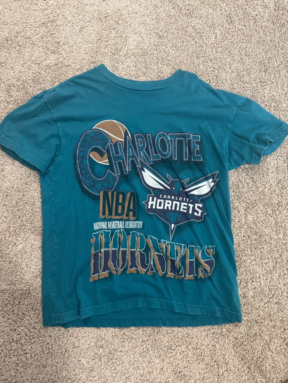 A&F Men’s Charlotte Hornets Teal Graphic Tee
